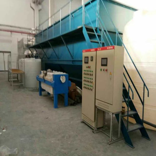 吉林長春市大型鍋爐循環(huán)水處理 30噸大型軟化水去離子水設備